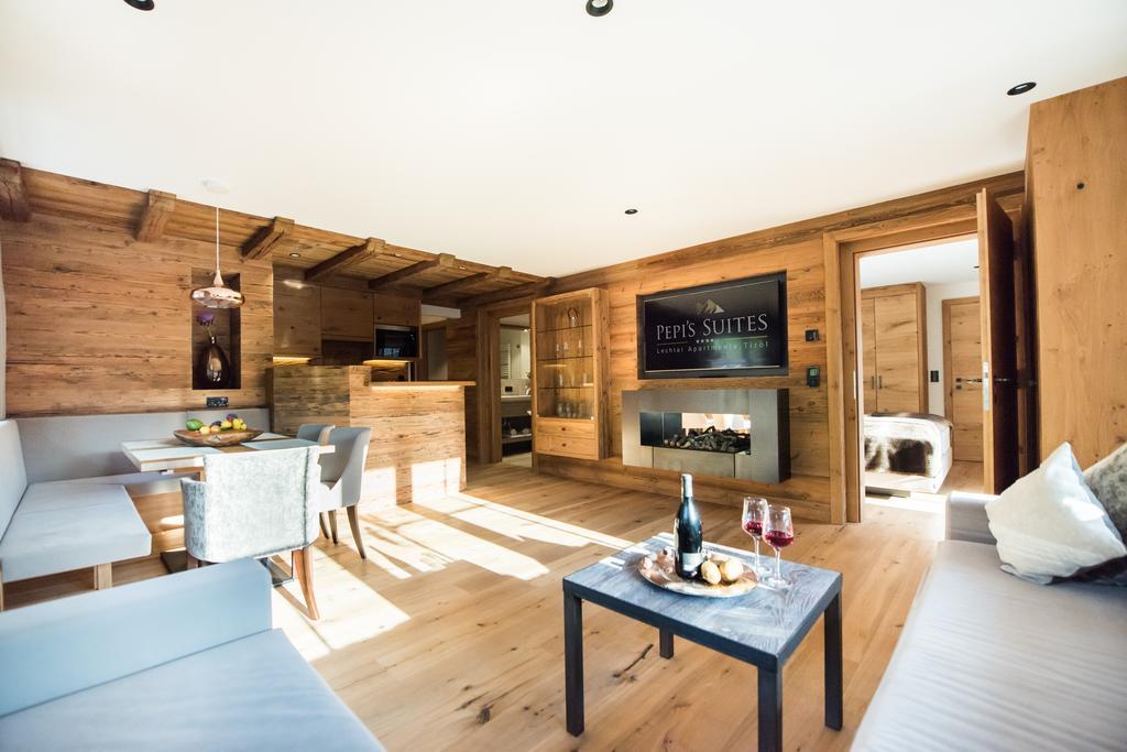 Pepi'S Suites - Lechtal Apartments هولزاغو المظهر الخارجي الصورة