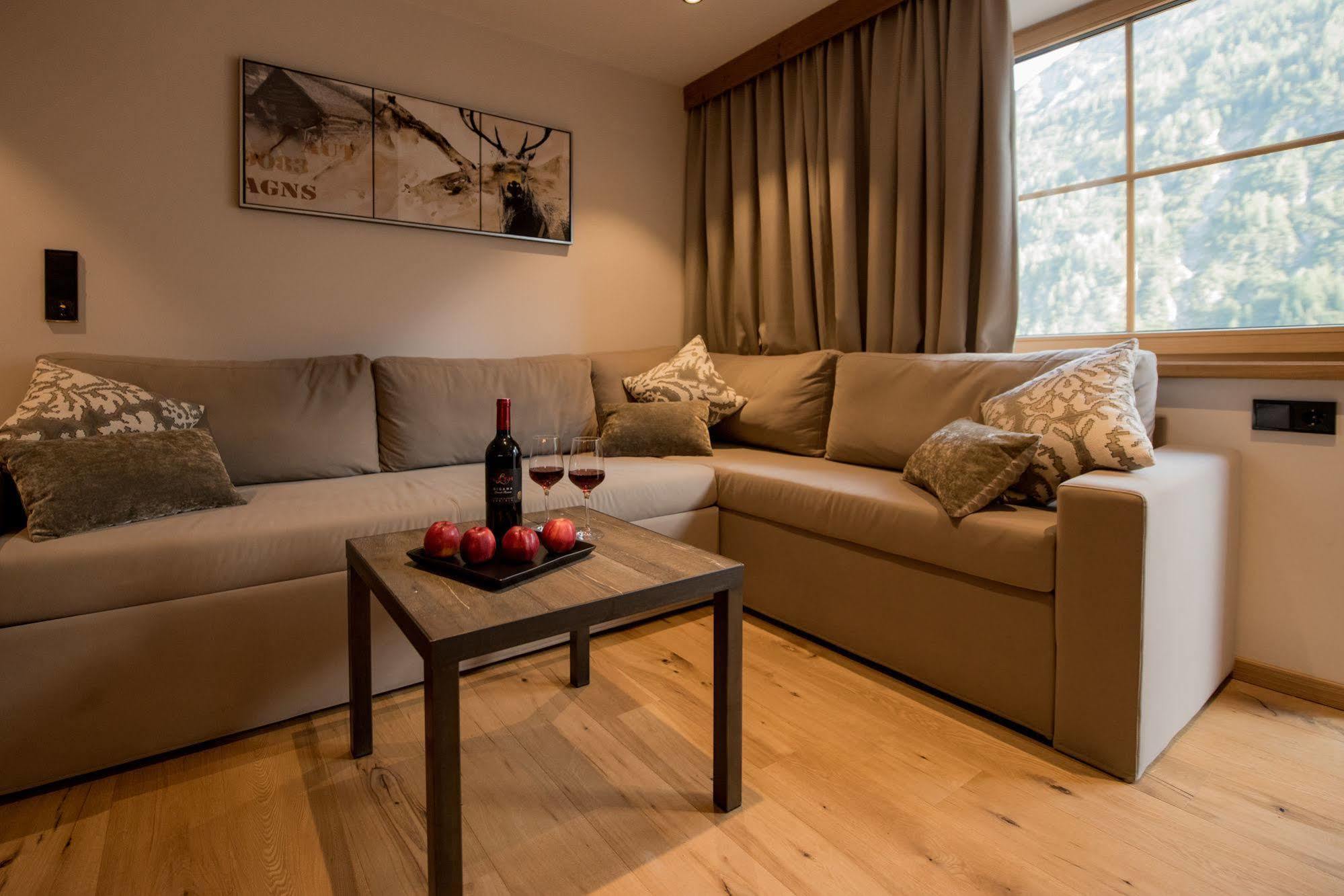 Pepi'S Suites - Lechtal Apartments هولزاغو المظهر الخارجي الصورة
